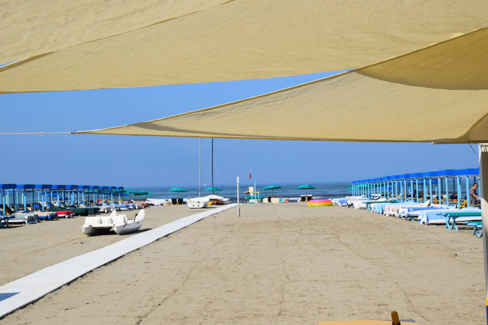 Bagno LORENZO LEVANTE