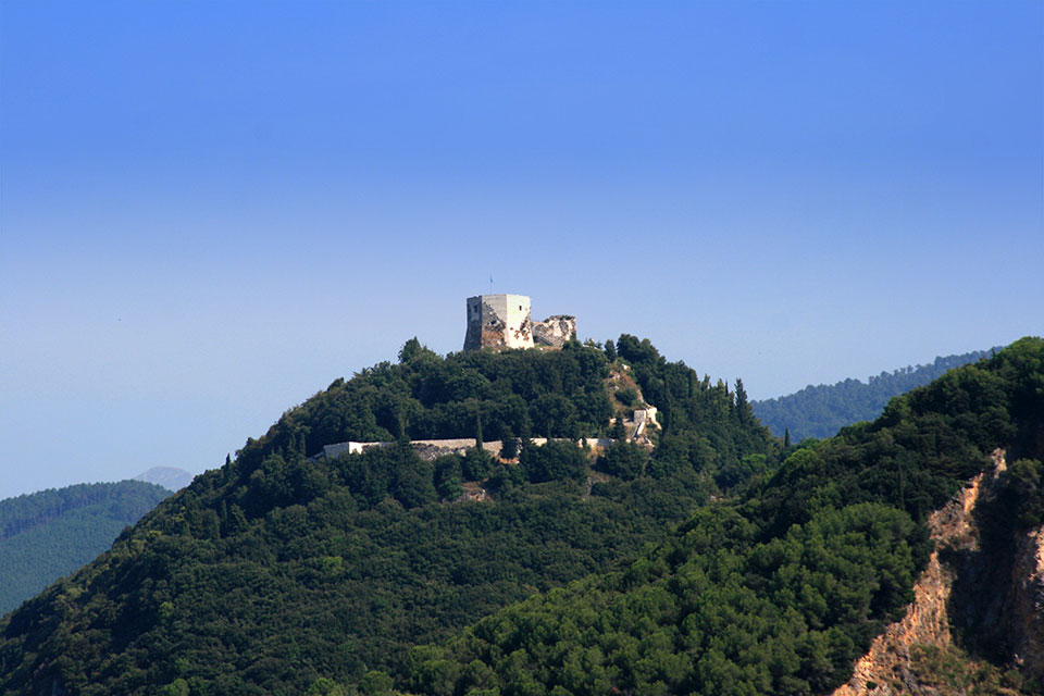 Castello Aghinolfi - Montignoso